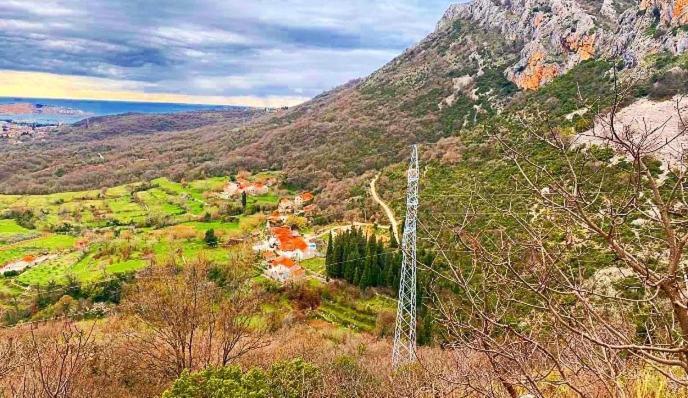 Apartmani Dumezic บาร์ ภายนอก รูปภาพ